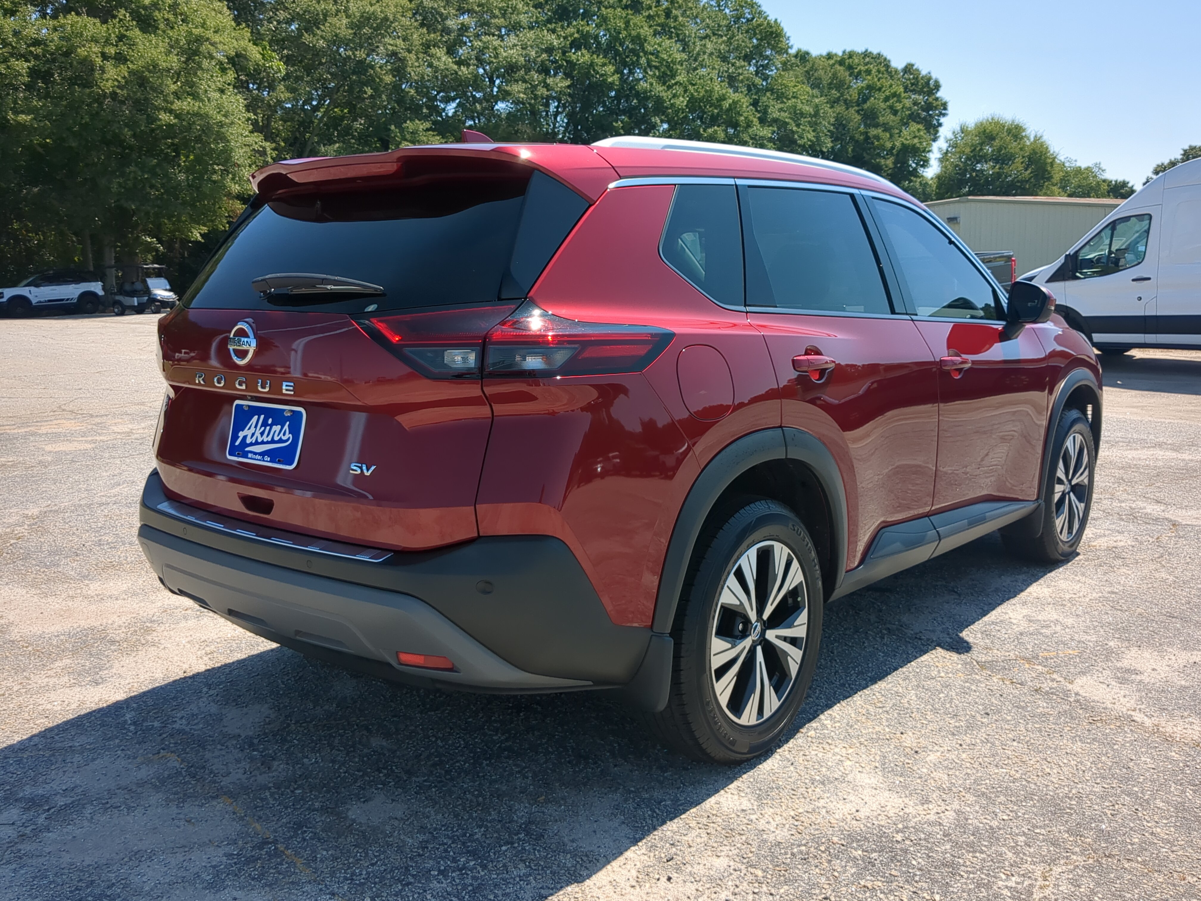 Used 2021 Nissan Rogue SV w/ Premium Package FWD image 3