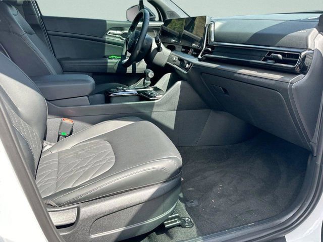 Used 2024 Kia Sportage X-Line w/ X-Line Premium Package image 12