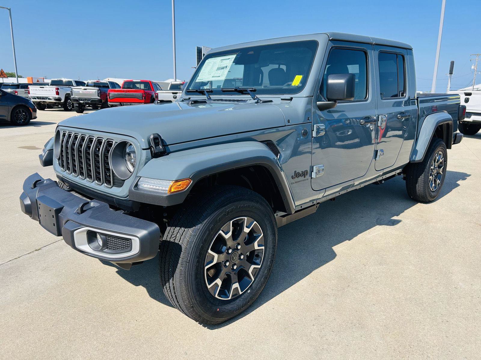 New 2026 Jeep Gladiator Sport AWD/4WD image 32