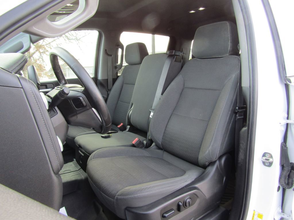 Used 2020 GMC Sierra 1500 Elevation w/ Elevation Value Package image 18