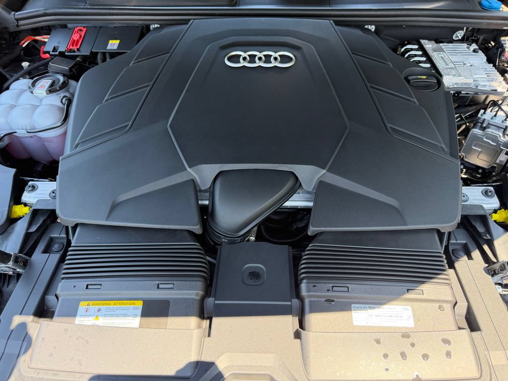 Used 2025 Audi Q8 Premium Plus w/ Premium Plus Package AWD/4WD image 28