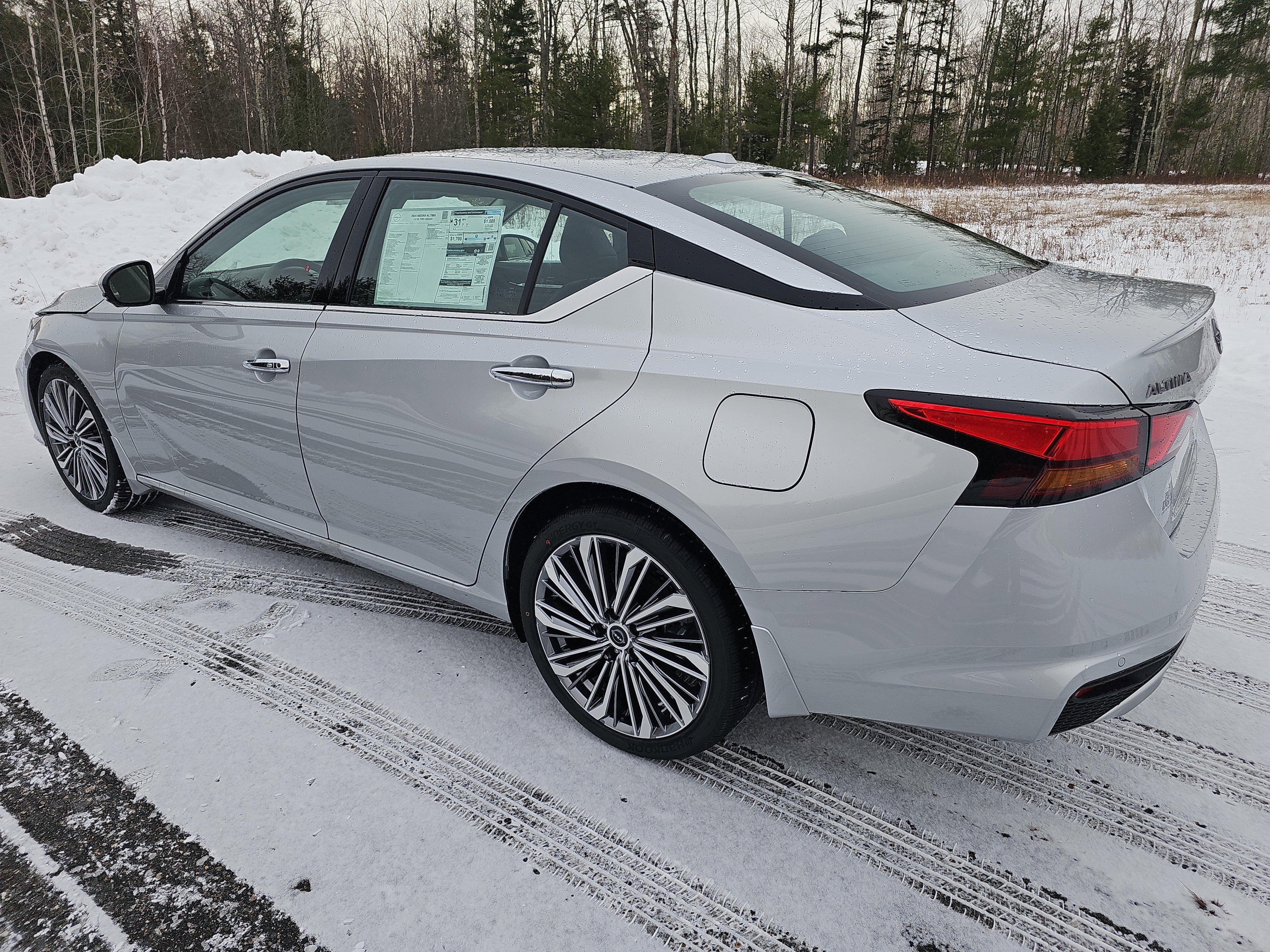 New 2025 Nissan Altima 2.5 SL image 5
