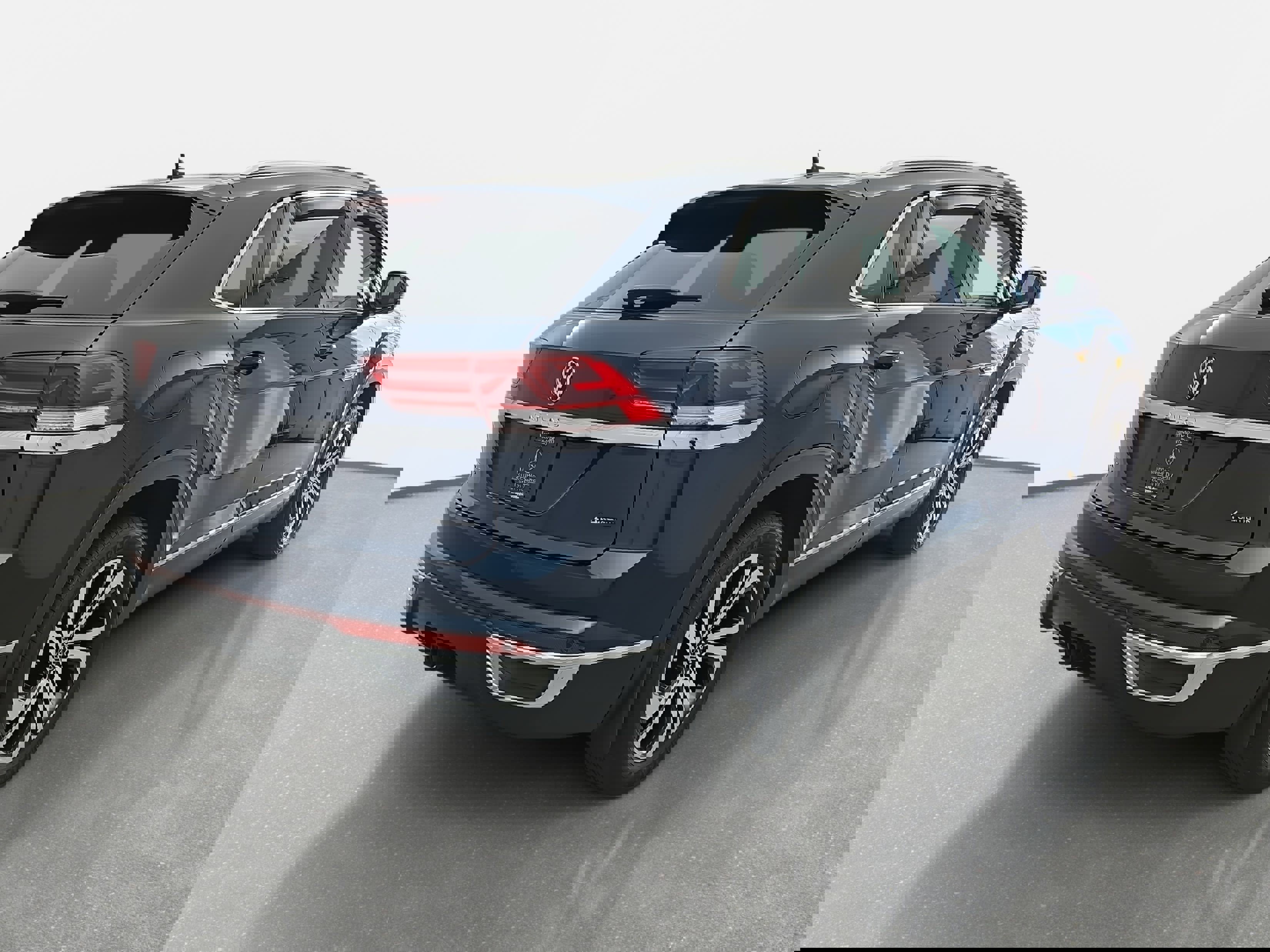 Used 2023 Volkswagen Atlas Cross Sport SEL image 5