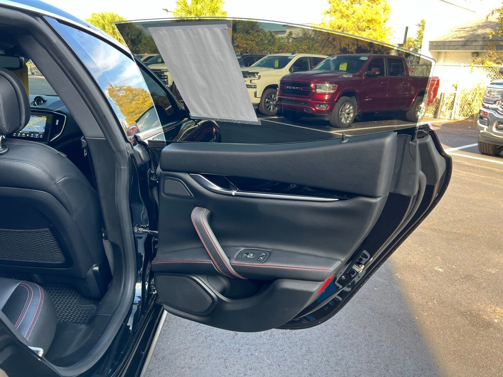 Used 2019 Maserati Ghibli S Q4 image 43