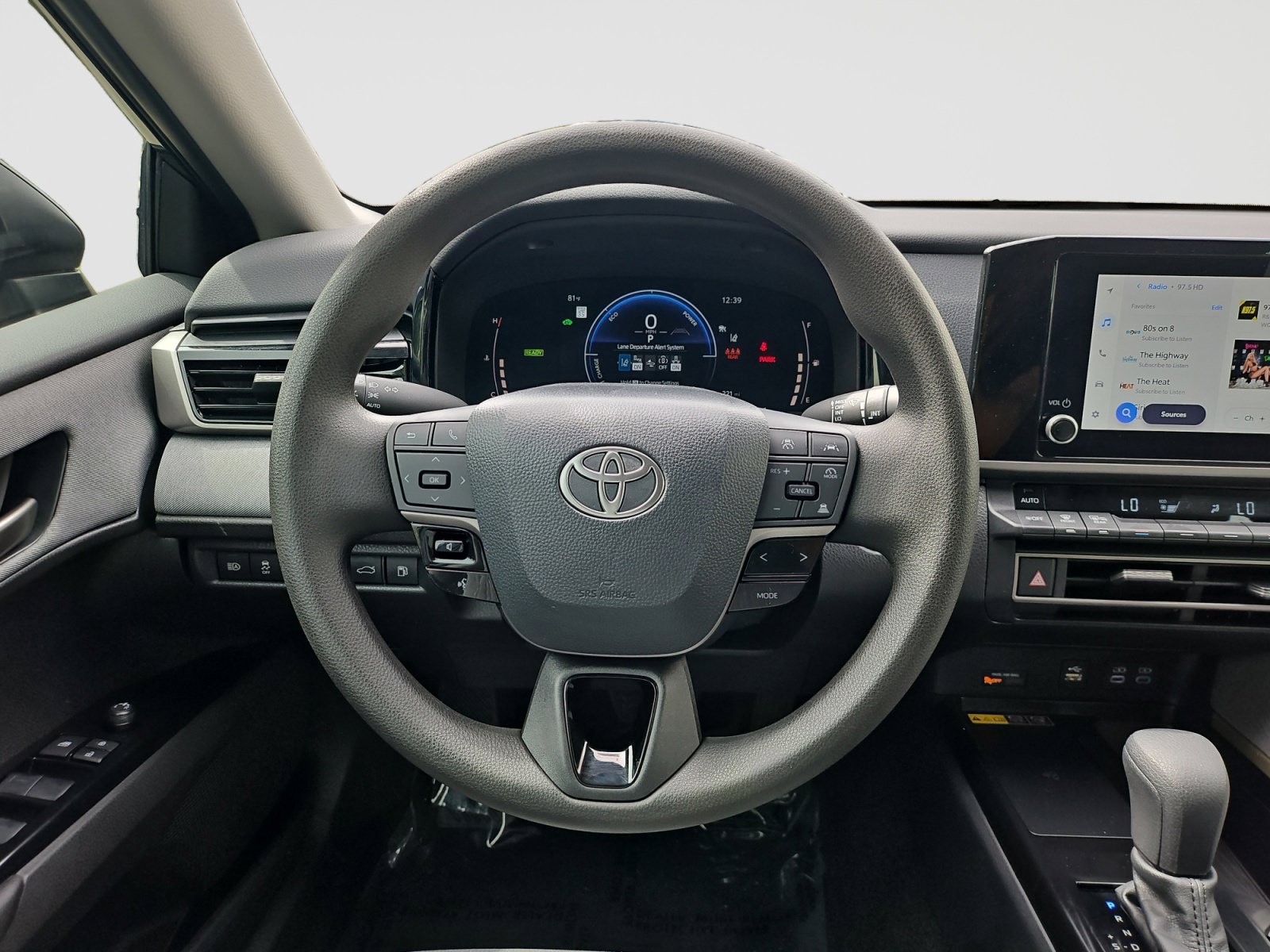 Used 2026 Toyota Camry LE FWD image 44