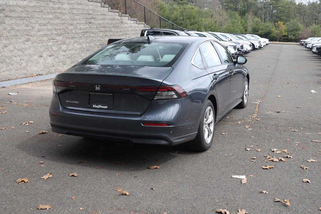 Used 2025 Honda Accord LX image 5