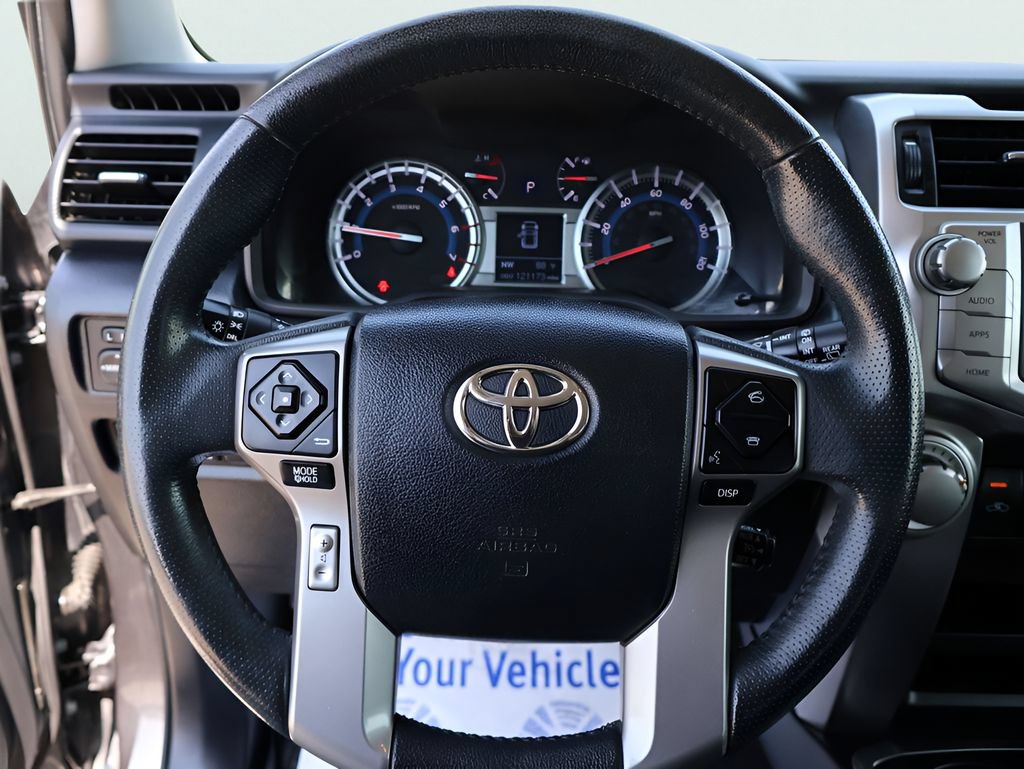 Used 2019 Toyota 4Runner SR5 AWD/4WD image 31