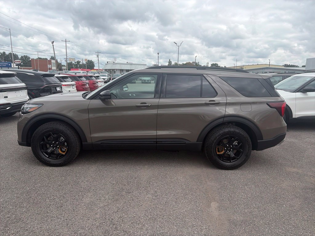 New 2027 Ford Explorer Tremor AWD/4WD image 3