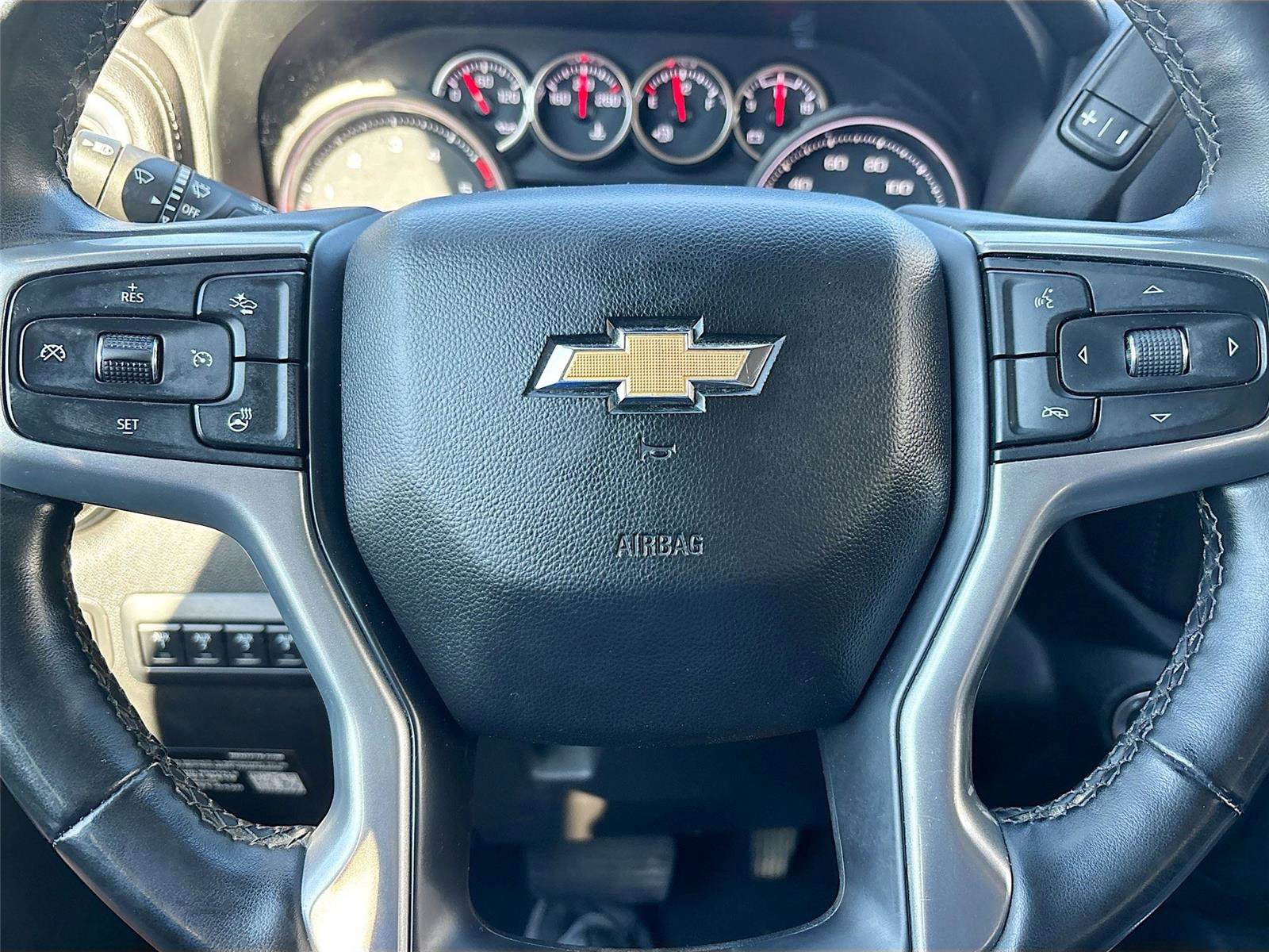 Used 2023 Chevrolet Silverado 2500 LTZ w/ LTZ Convenience Package image 11