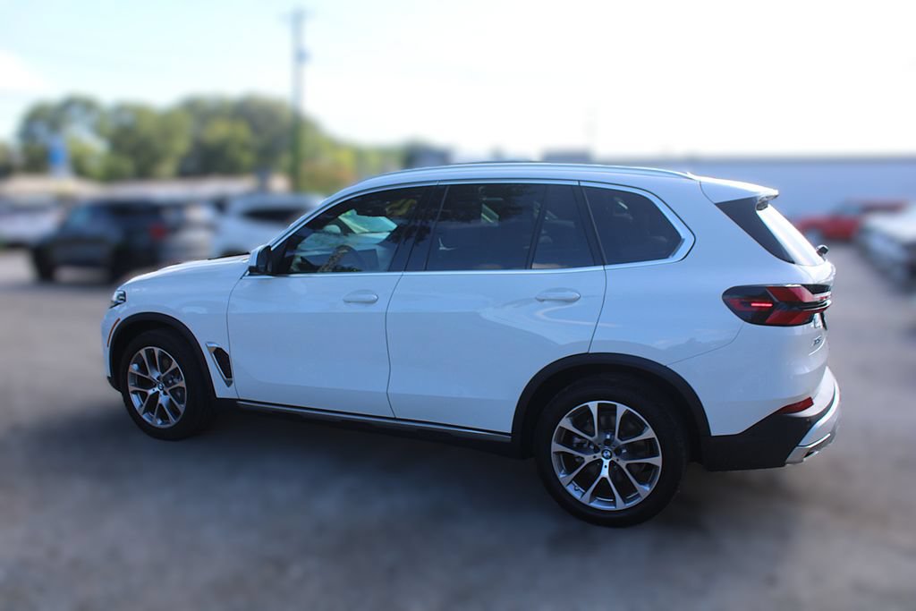 Used 2025 BMW X5 xDrive40i AWD/4WD image 15