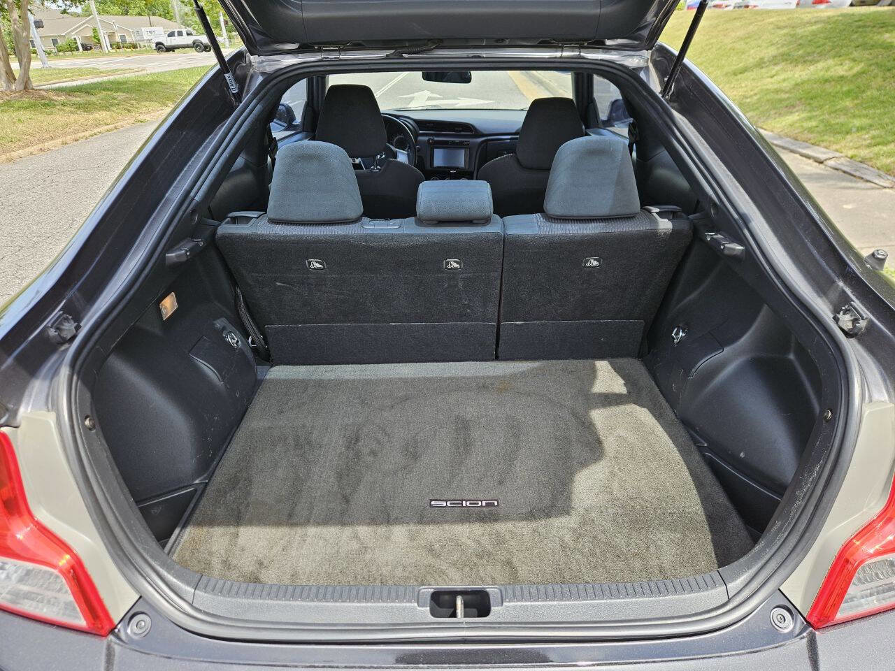 Used 2012 Scion tC FWD image 25