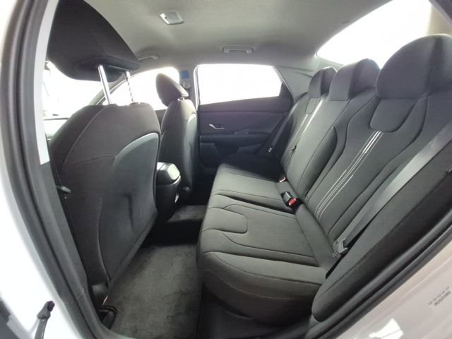 New 2026 Hyundai Elantra Blue image 11