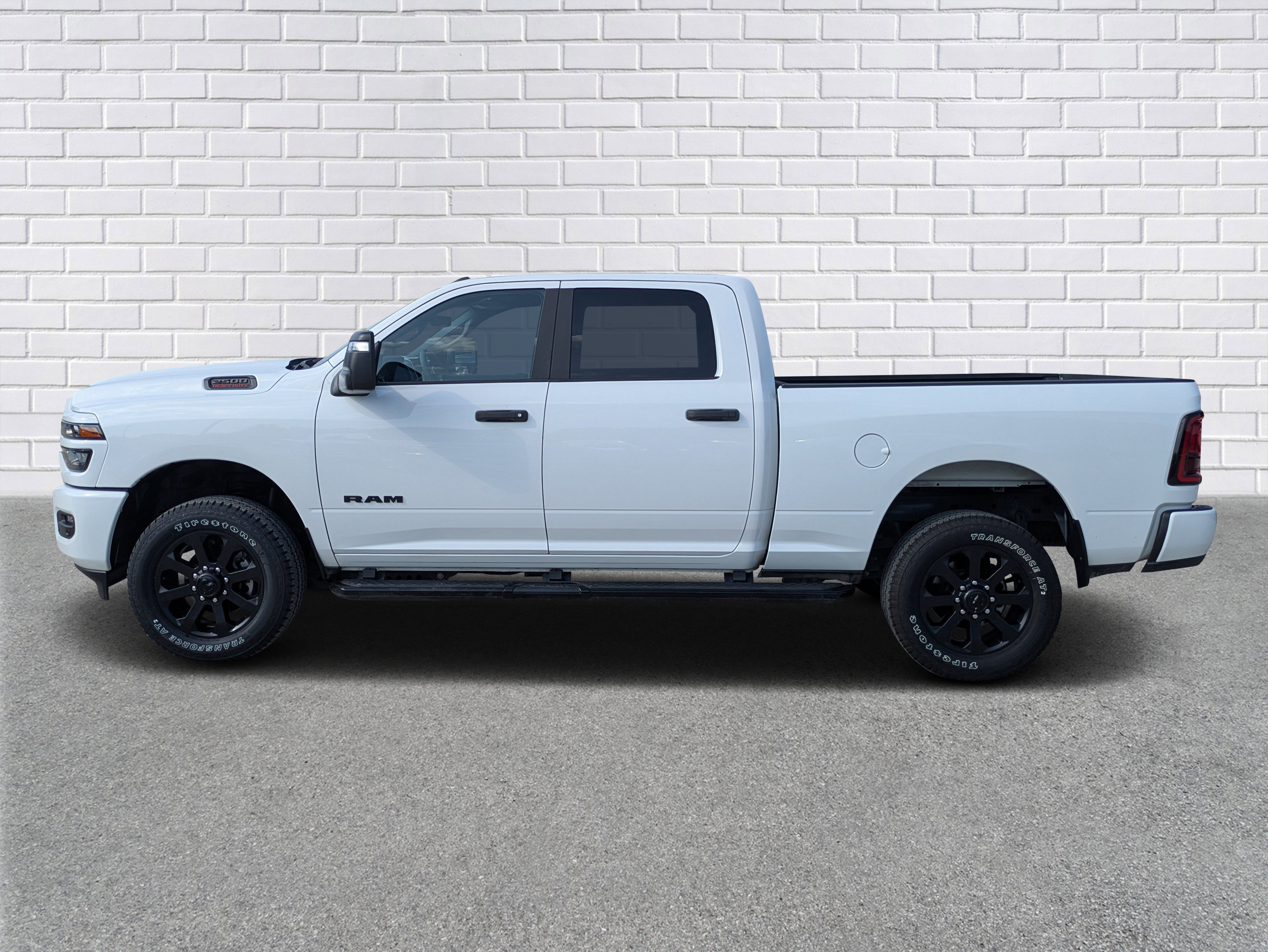 Used 2025 RAM 2500 Big Horn AWD/4WD image 2