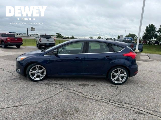 Used 2016 Ford Focus Titanium w/ Titanium Technology Package FWD image 8