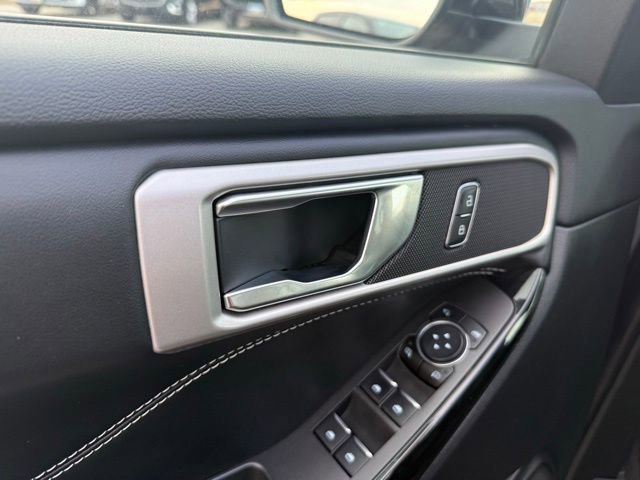 Certified 2023 Ford Explorer ST image 26