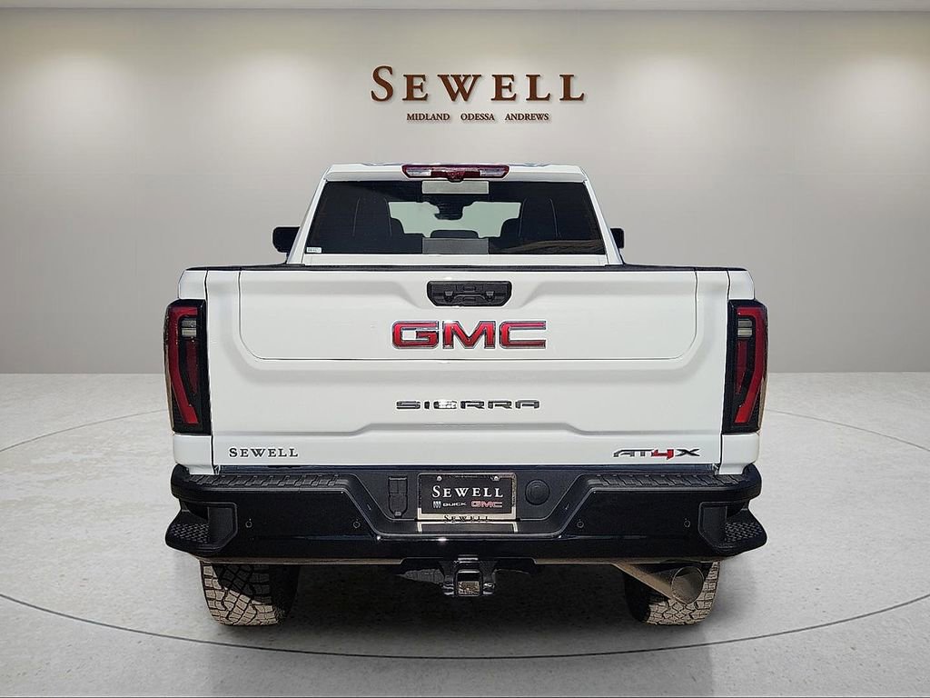 Used 2026 GMC Sierra 2500 AT4X image 4