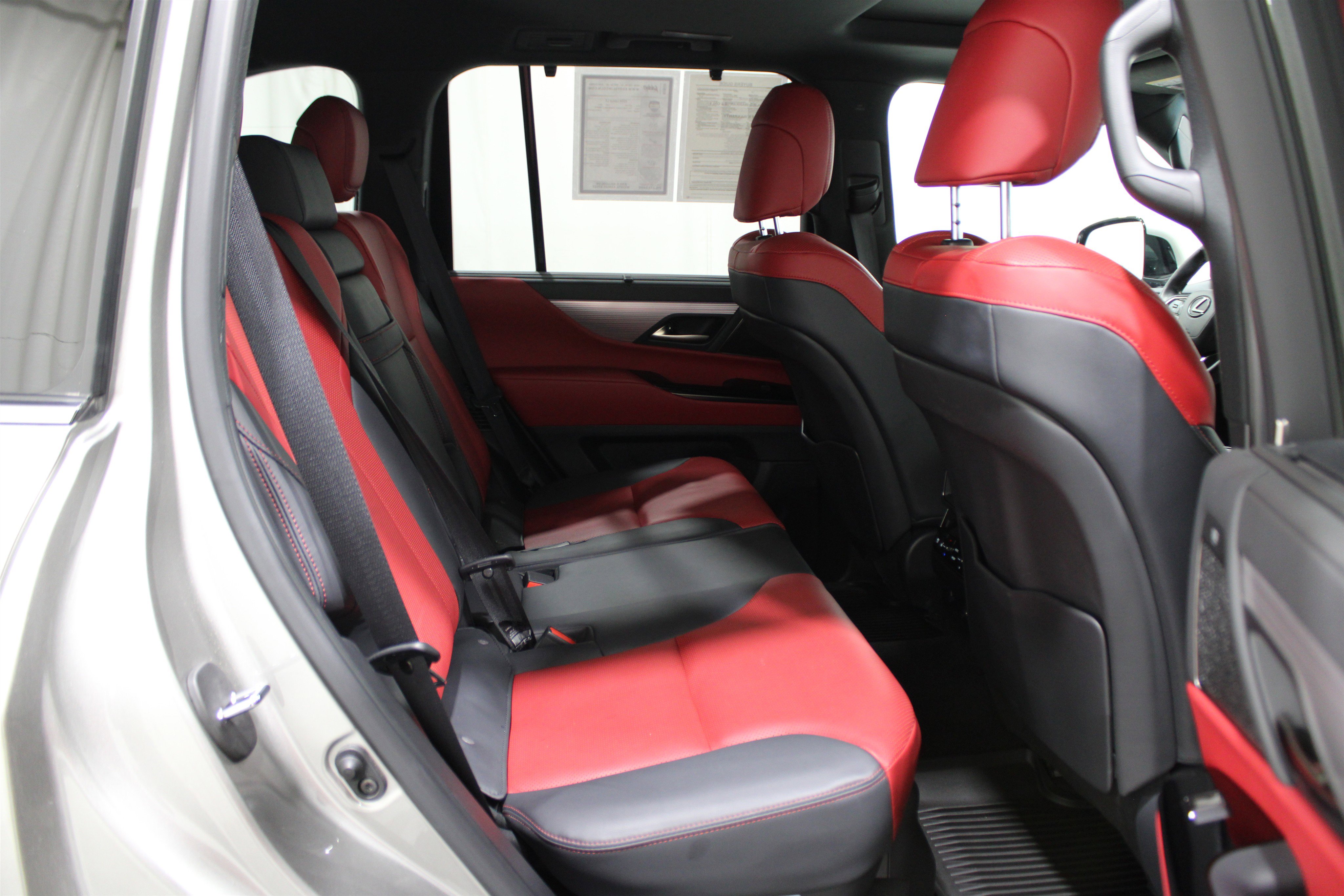 Used 2024 Lexus LX 600 F Sport image 30