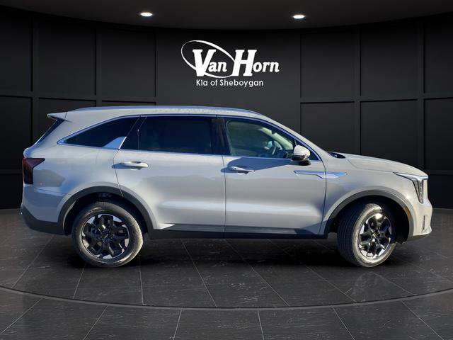 New 2026 Kia Sorento S image 2