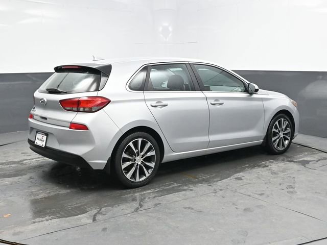 Used 2018 Hyundai Elantra GT FWD image 7