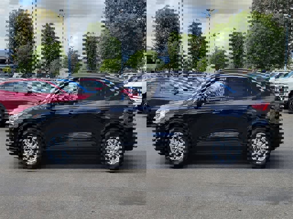 Used 2023 Ford Escape Active image 2