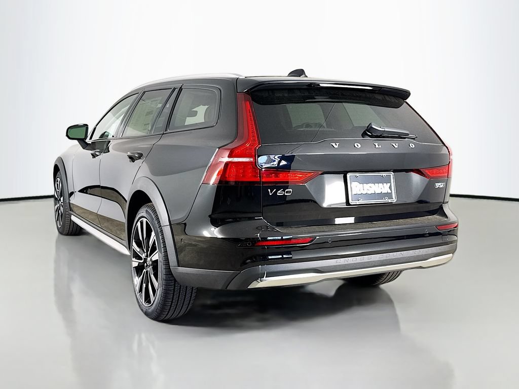 New 2026 Volvo V60 B5 Cross Country Ultra w/ Climate Package AWD/4WD image 5