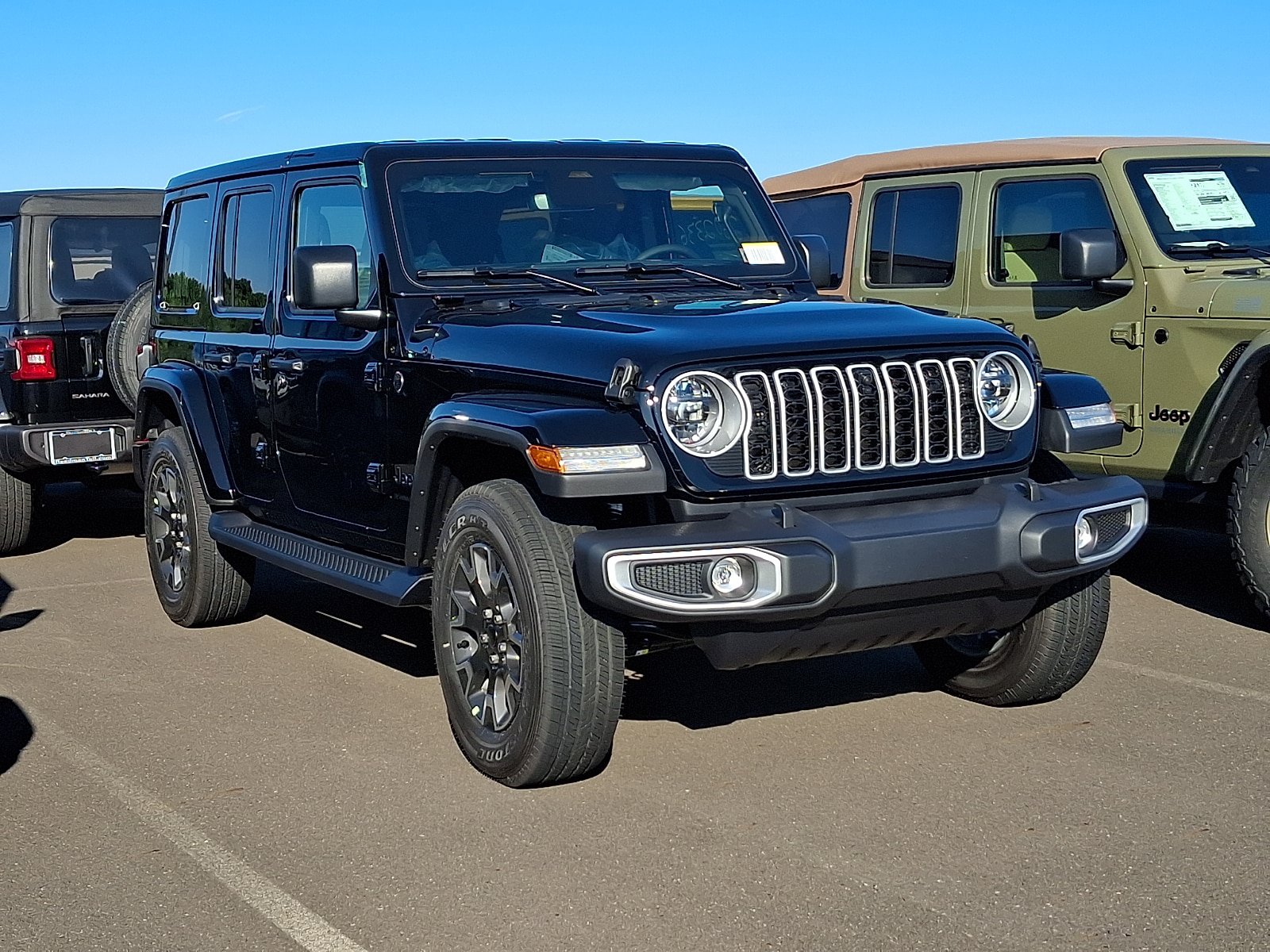 New 2026 Jeep Wrangler Unlimited Sahara AWD/4WD image 1