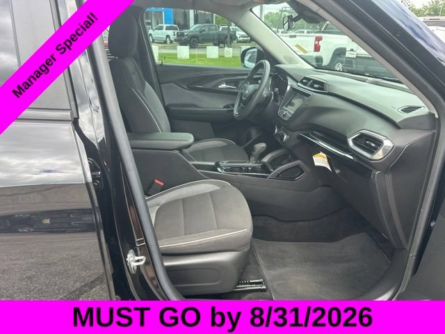 Used 2023 Chevrolet TrailBlazer LT AWD/4WD image 30