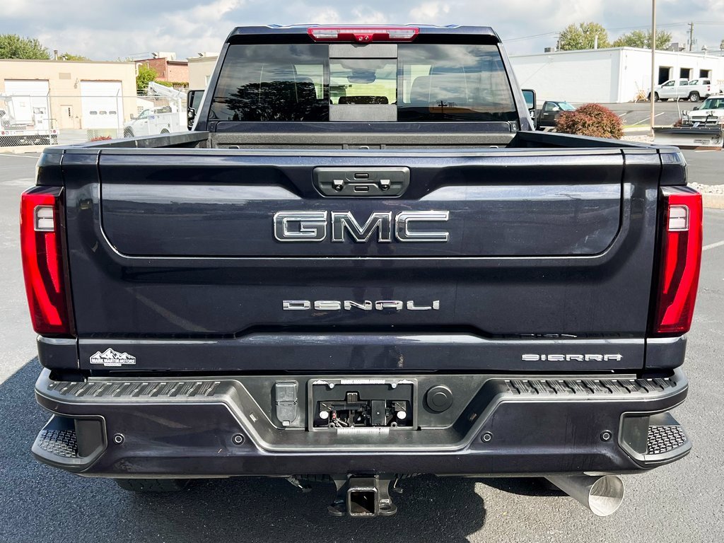 Used 2024 GMC Sierra 2500 Denali Ultimate image 13