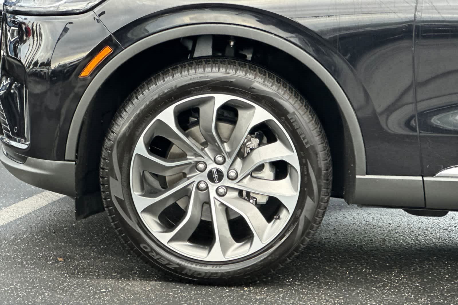 Used 2025 Lincoln Aviator Reserve image 27