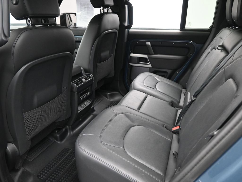Used 2024 Land Rover Defender 110 S image 24