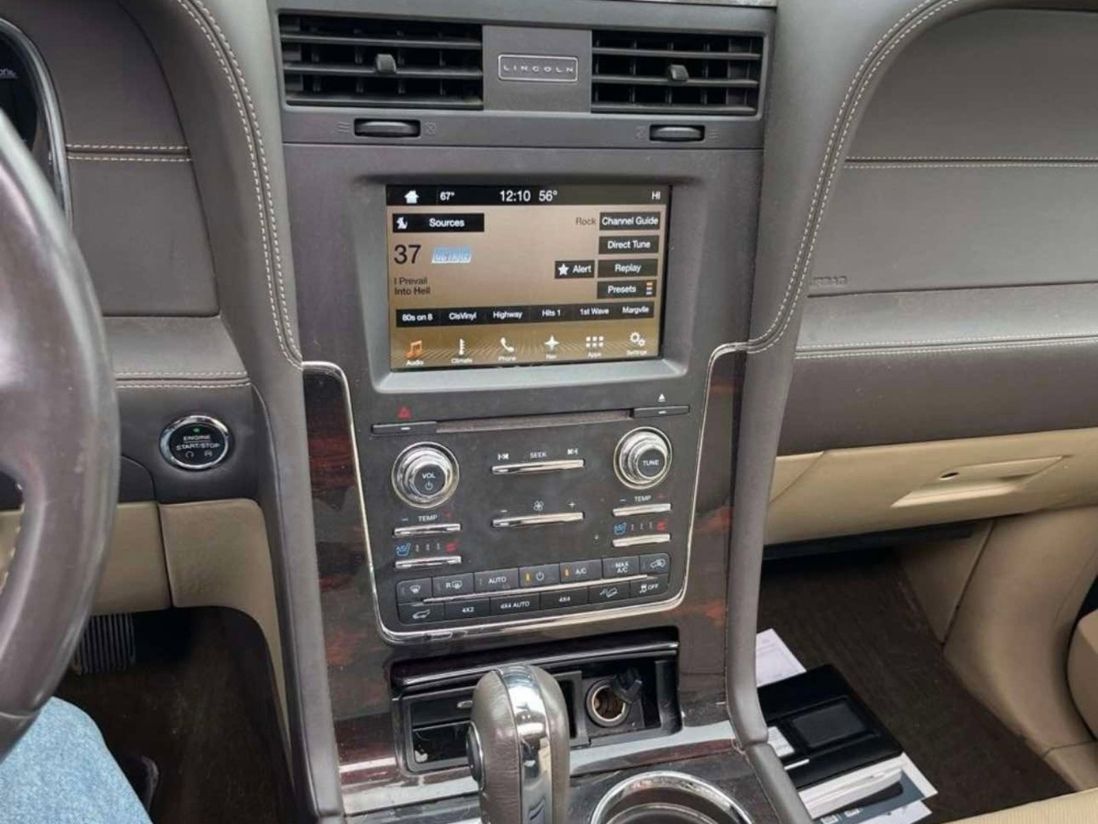 Used 2017 Lincoln Navigator Reserve AWD/4WD image 2