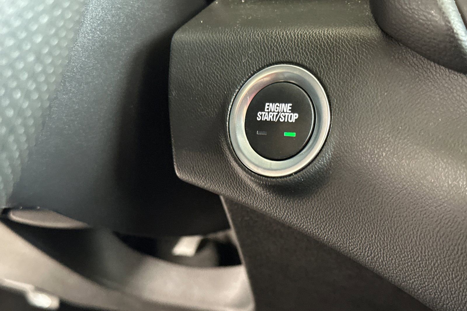 Used 2024 GMC Terrain SLE w/ Elevation Edition image 22