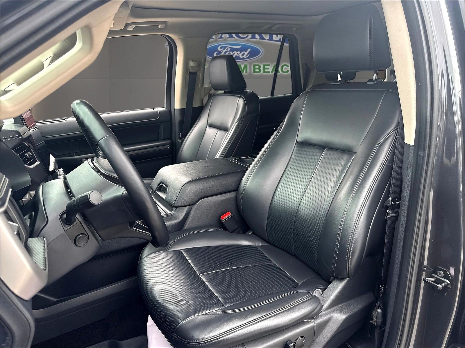 Certified 2023 Ford Expedition XLT RWD image 24