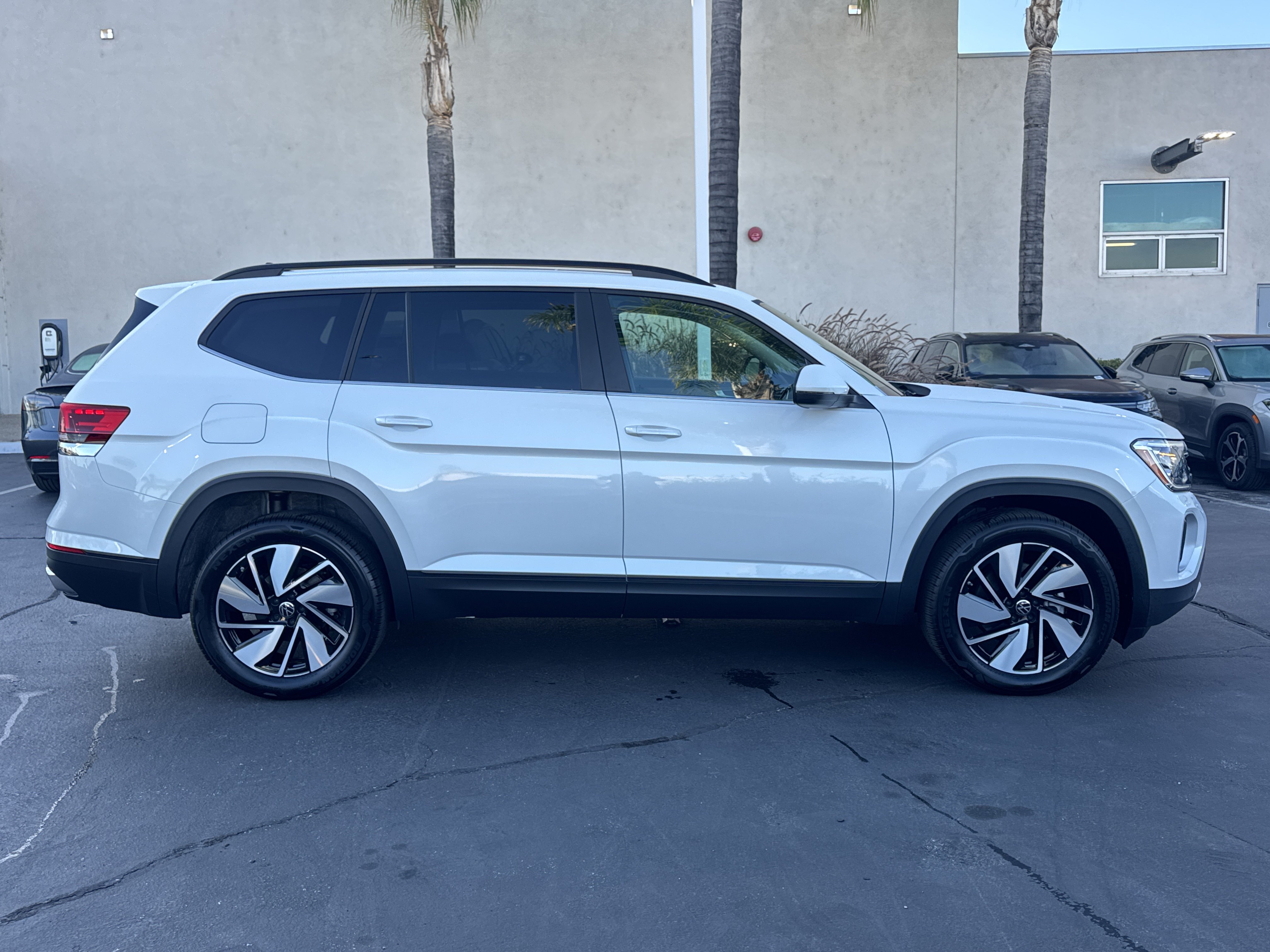 Used 2026 Volkswagen Atlas SE FWD image 10