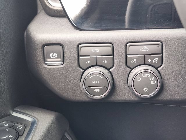 Used 2026 Chevrolet Silverado 1500 LT AWD/4WD image 23