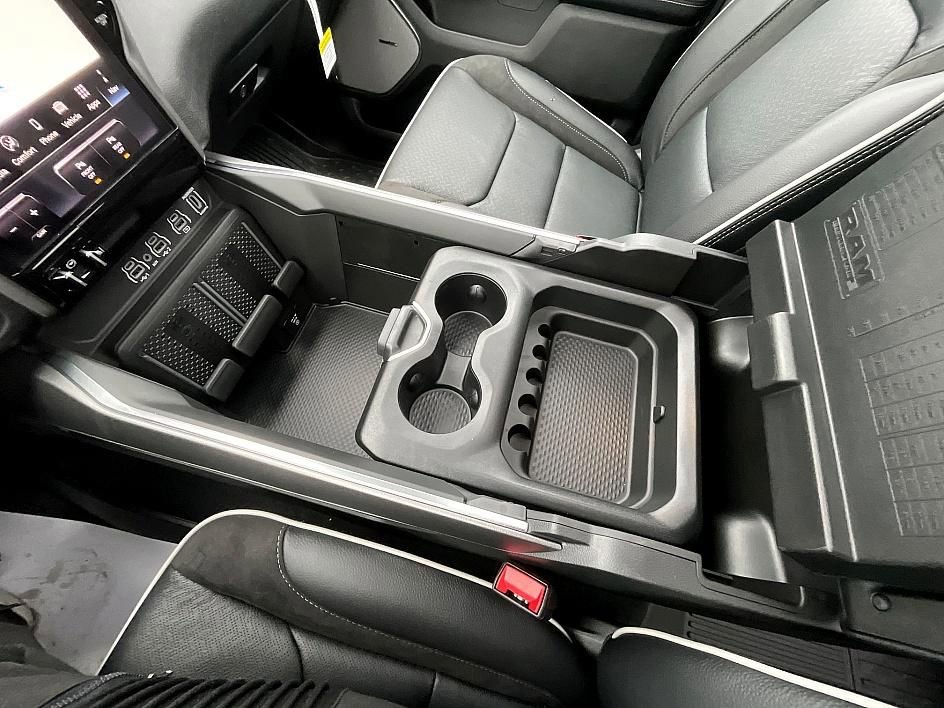 New 2026 RAM 1500 Laramie w/ Night Edition image 33