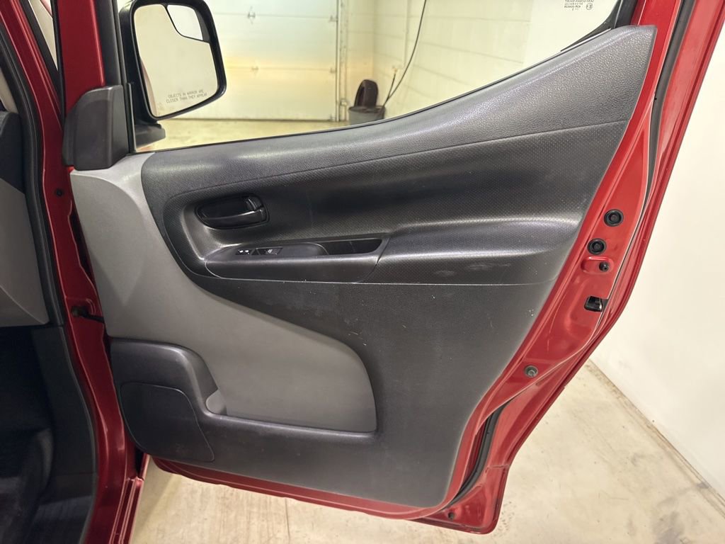 Used 2015 Chevrolet City Express LT w/ Technology Package FWD image 34