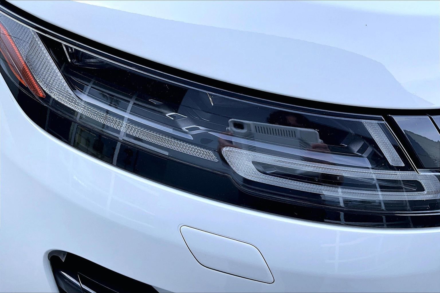 Used 2023 Land Rover Range Rover Evoque HST image 28