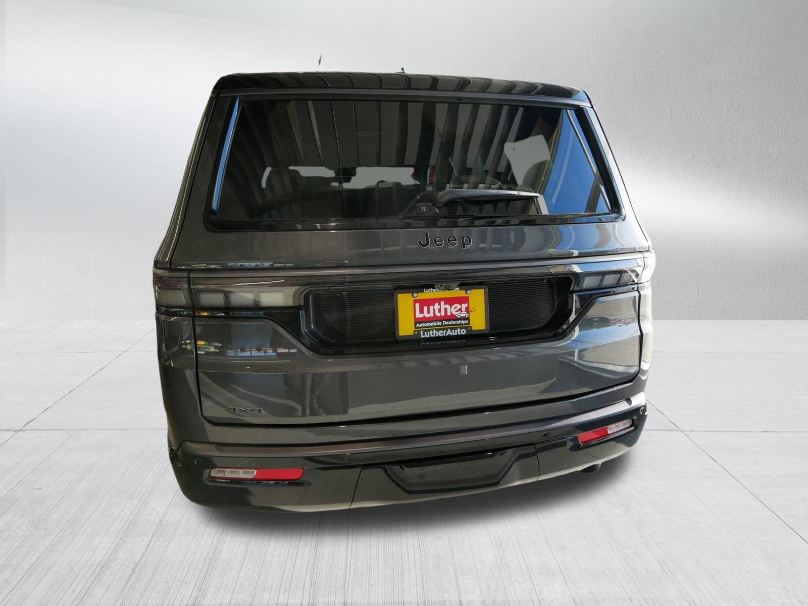 New 2026 Jeep Grand Wagoneer Summit image 6