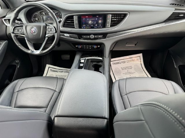 Used 2023 Buick Enclave Essence AWD/4WD image 16