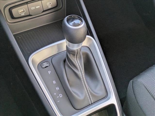 New 2026 Hyundai Venue SE image 16