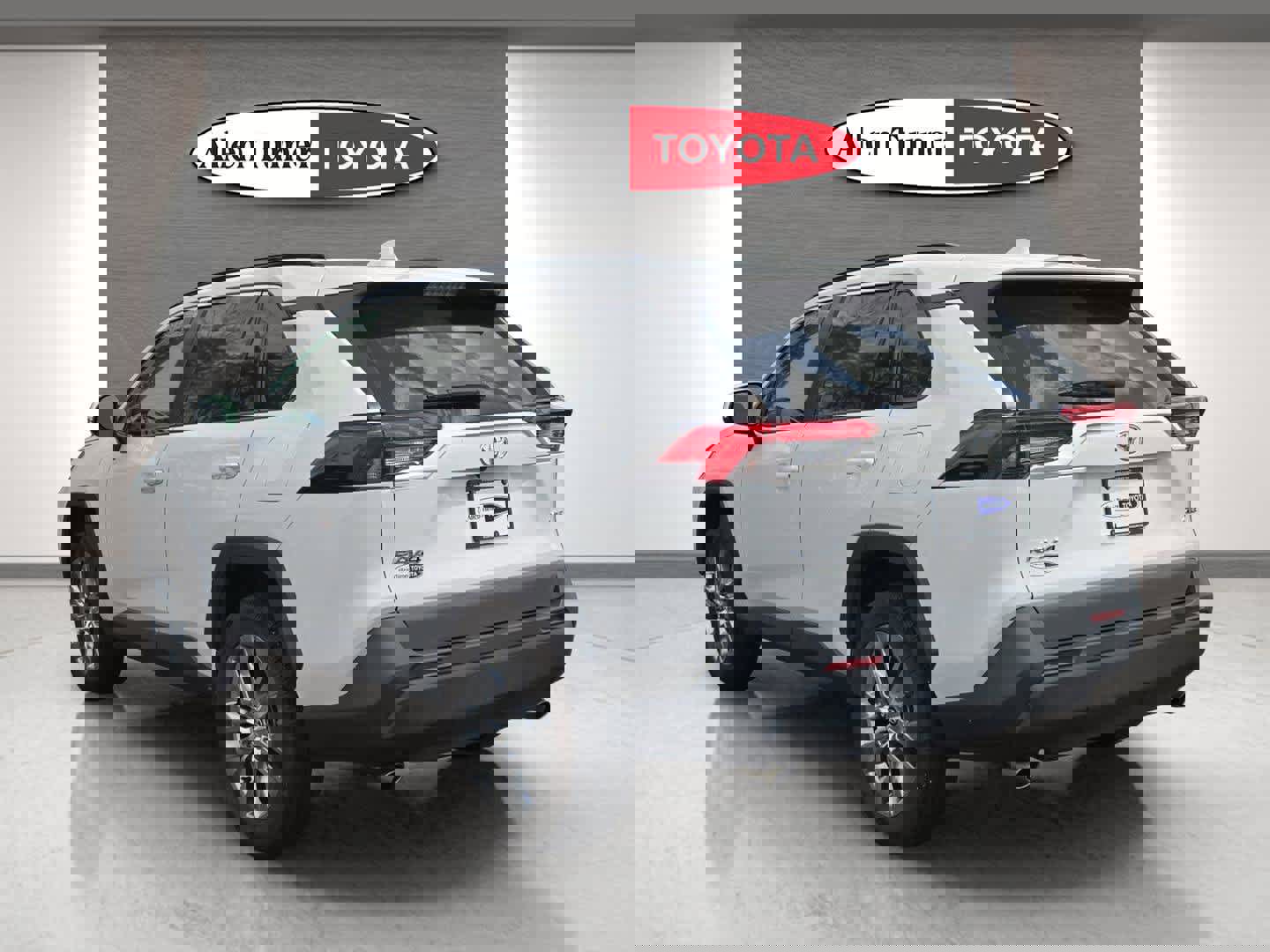 Used 2020 Toyota RAV4 XLE Premium image 8