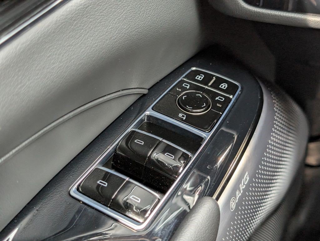 Certified 2024 Cadillac Lyriq Sport AWD/4WD image 29