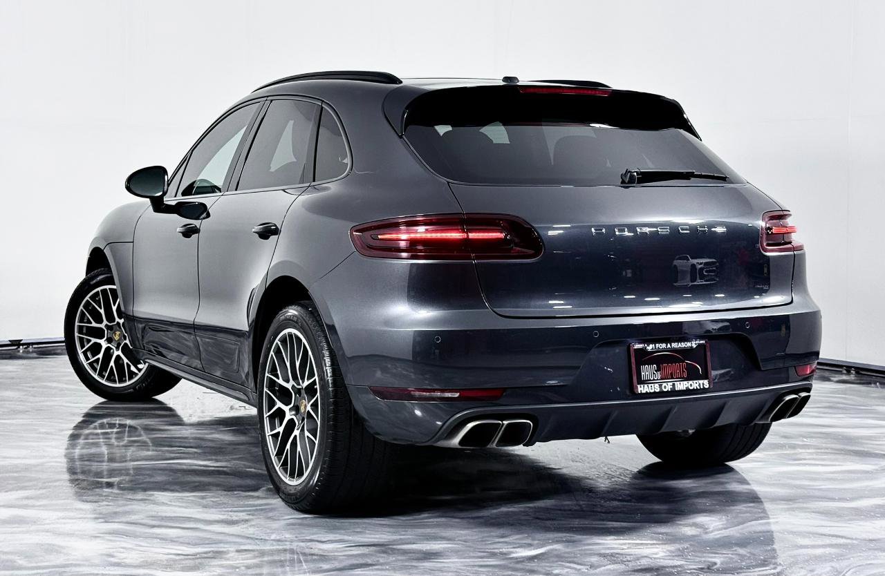 Used 2018 Porsche Macan Turbo AWD/4WD image 11