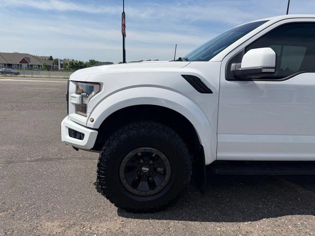 Used 2018 Ford F150 Raptor w/ Equipment Group 802A Luxury AWD/4WD image 12
