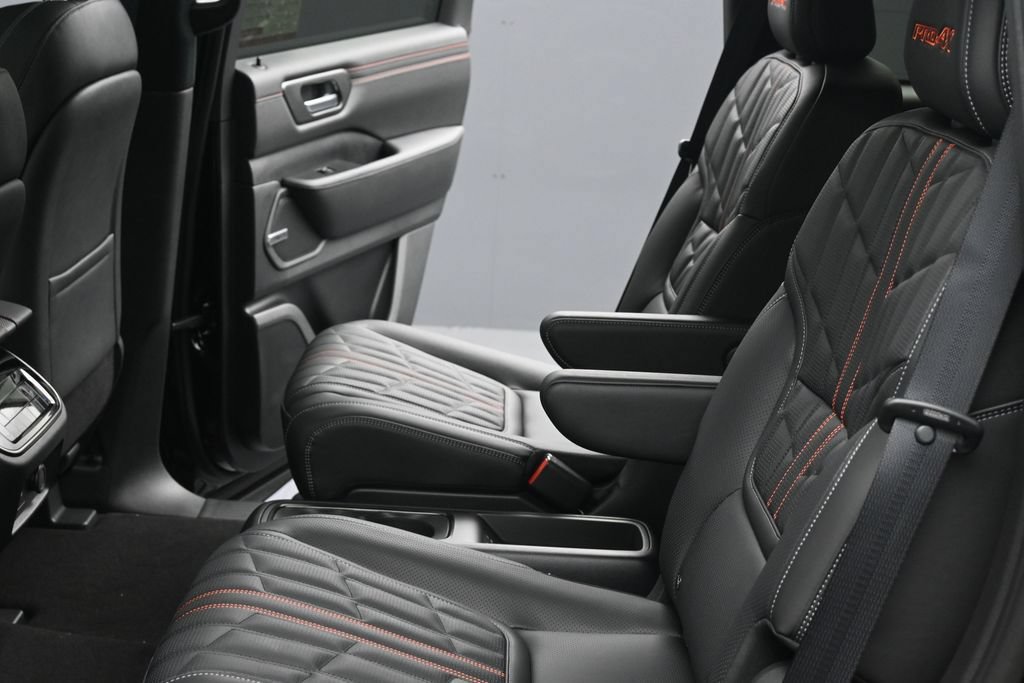 New 2026 Nissan Armada PRO-4X AWD/4WD image 21