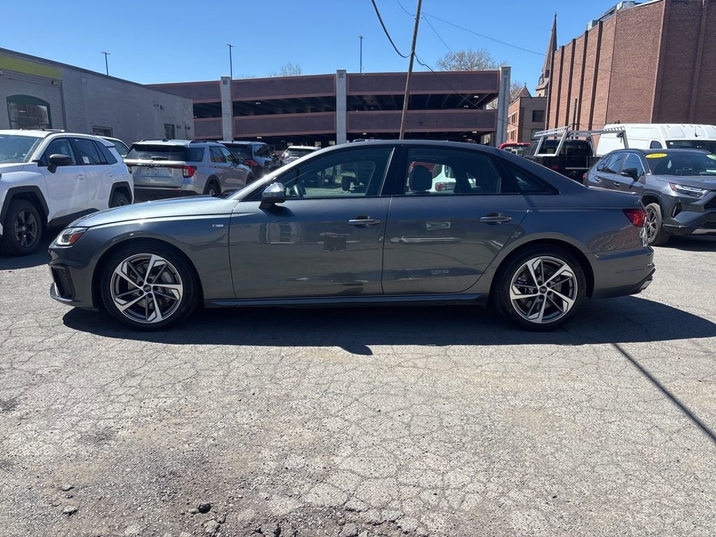 Used 2021 Audi A4 2.0T Premium Plus AWD/4WD image 4