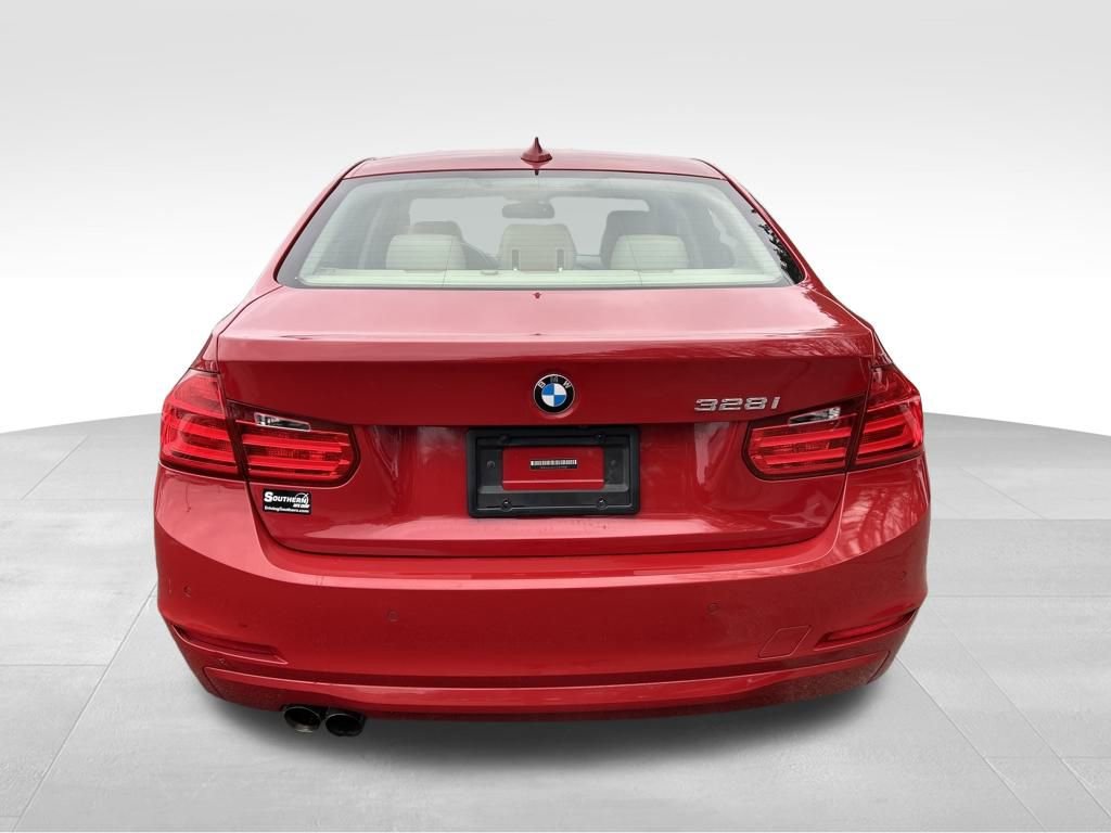 Used 2014 BMW 328i Sedan image 4