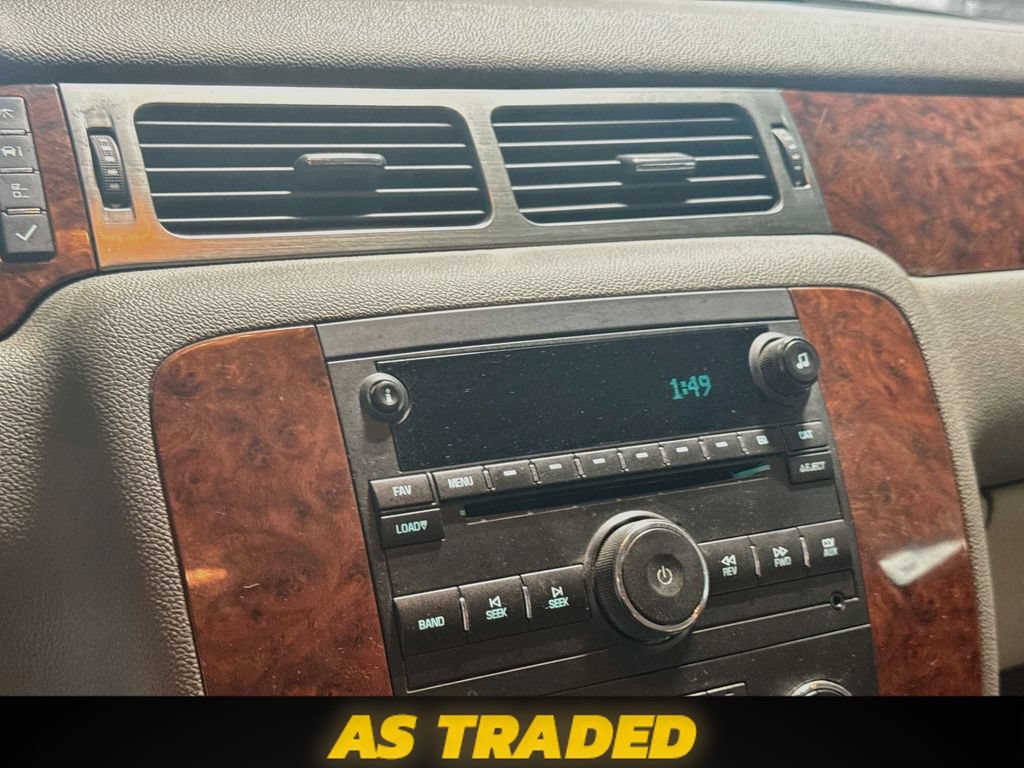 Used 2007 Chevrolet Suburban LT w/ LT Preferred Equipment Group AWD/4WD image 13