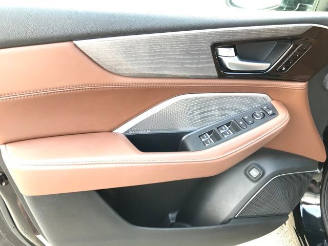 Used 2024 Acura MDX SH-AWD w/ Advance Package image 15